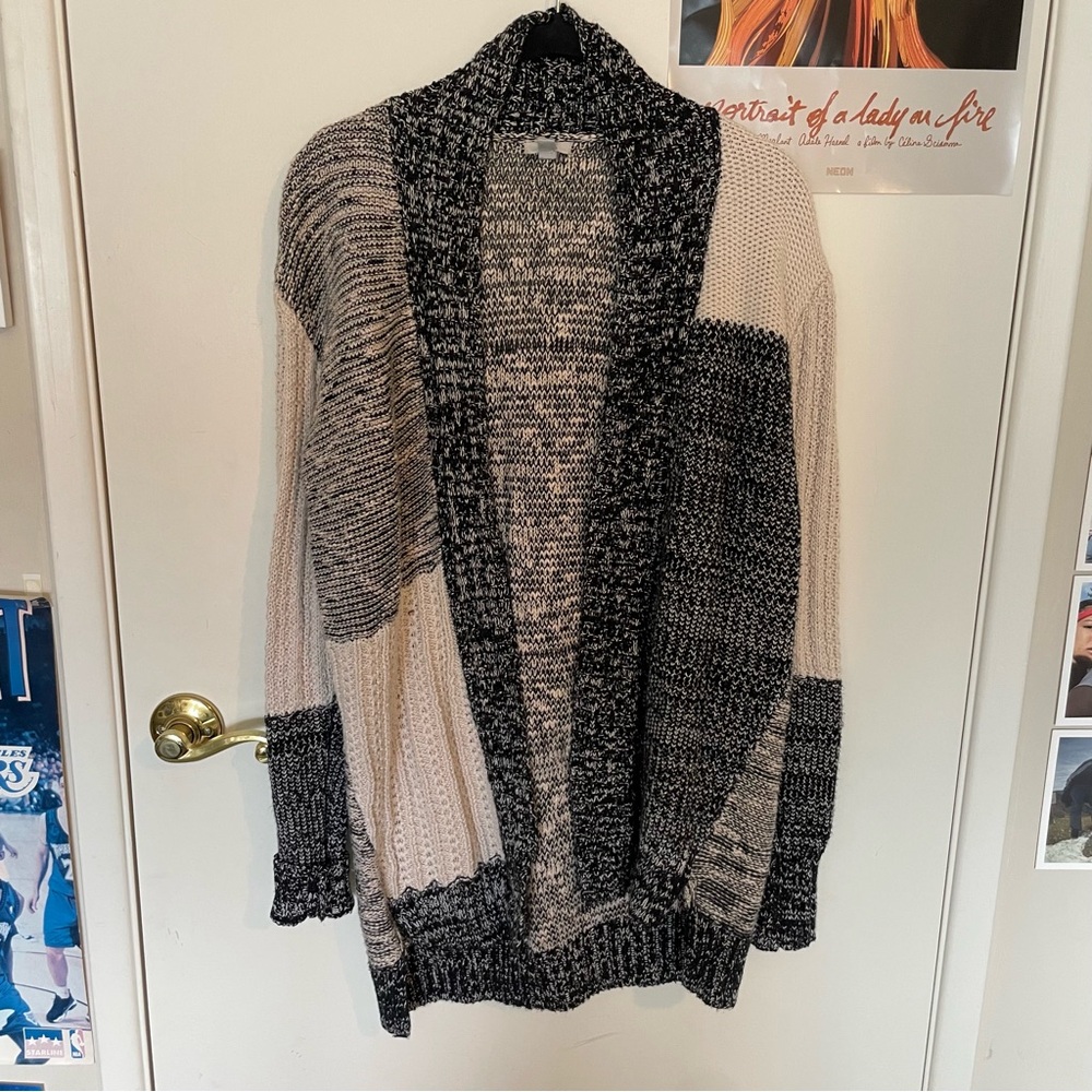 Urban Outfitters Black and Cream Knit Cardigan